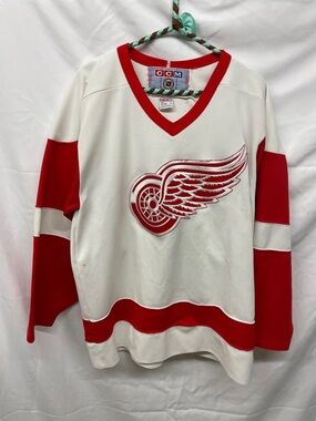CCM Detroit Red Wings Hockey Jersey - White and Red